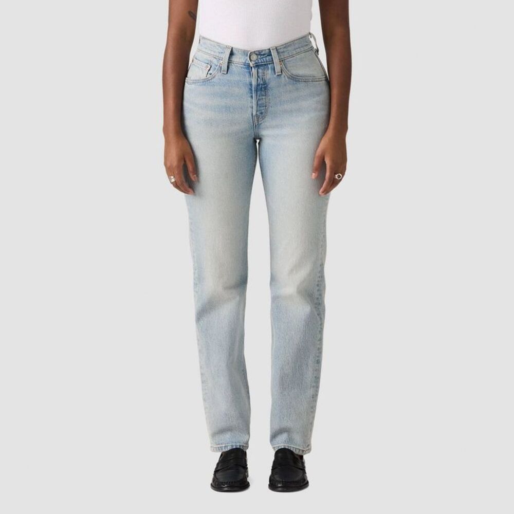 Levi's Women's 501 Curve Jean - Heart Music 26